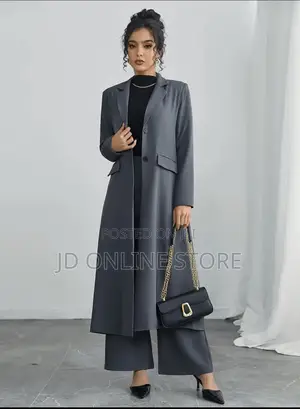 Photo - Elegant Solid Color Long Blazer