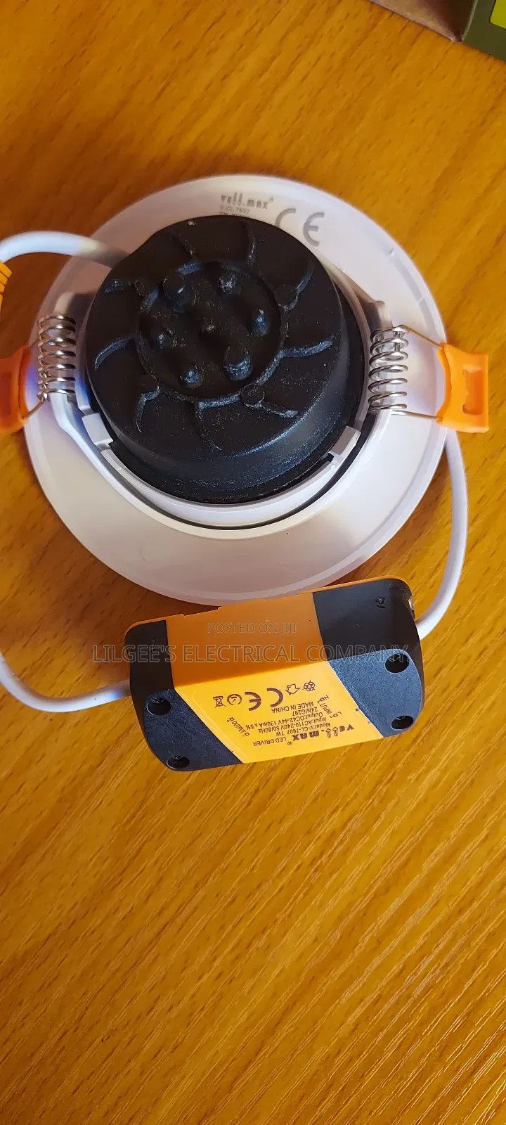 Vellmax 7 Watts Pop Spot Light