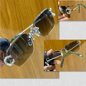 Photo - Cartier Original Packaged Glaass
