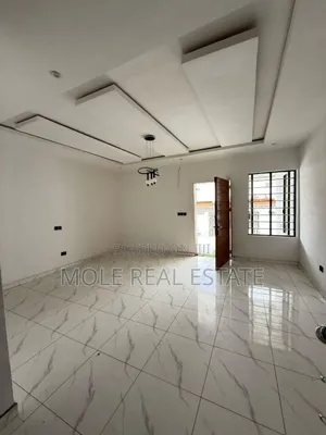 Modern Bungalow With Flats Ishitu Iguando