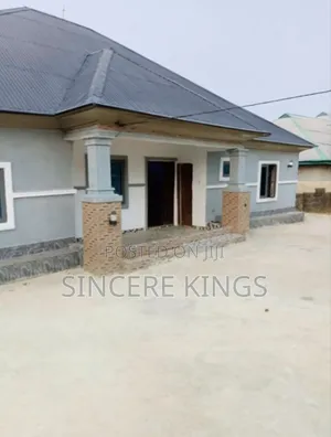 Photo - 3bdrm Bungalow in Ekpiri Nsukara, Uyo for sale