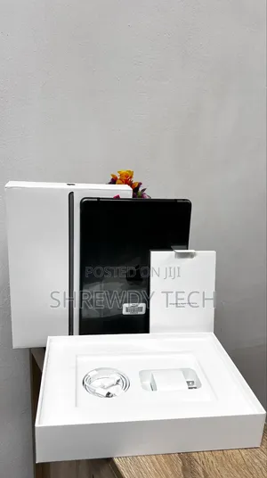 New Apple iPad 10.2 (2020) 32 GB