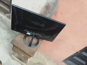 24 Asus Monitor