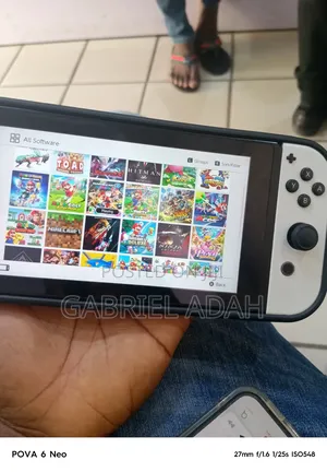 Hacked Nintendo Switch With 57games