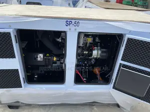 Heavy-duty England Perkins Soundproof Diesel Generator 50kva