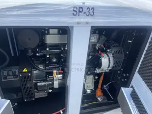 Heavy-duty England Perkins Soundproof Diesel Generator 33kva