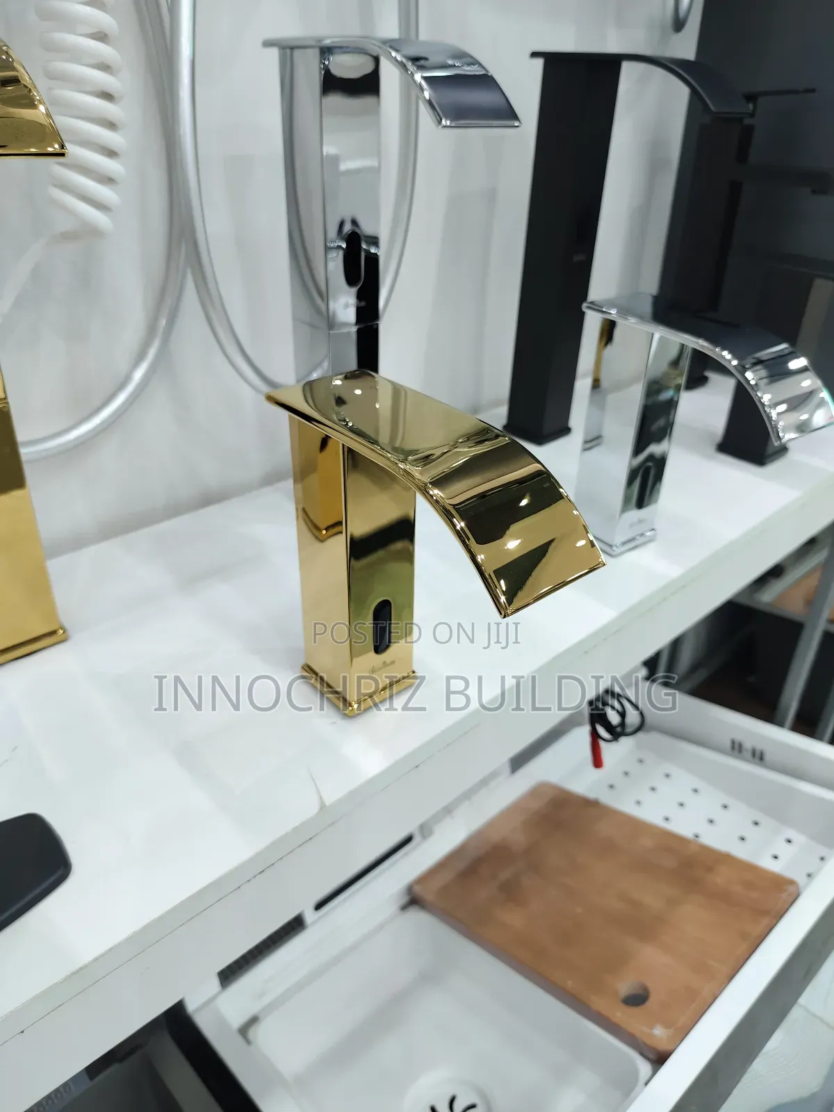 Gold Waterfall Sensor Tap