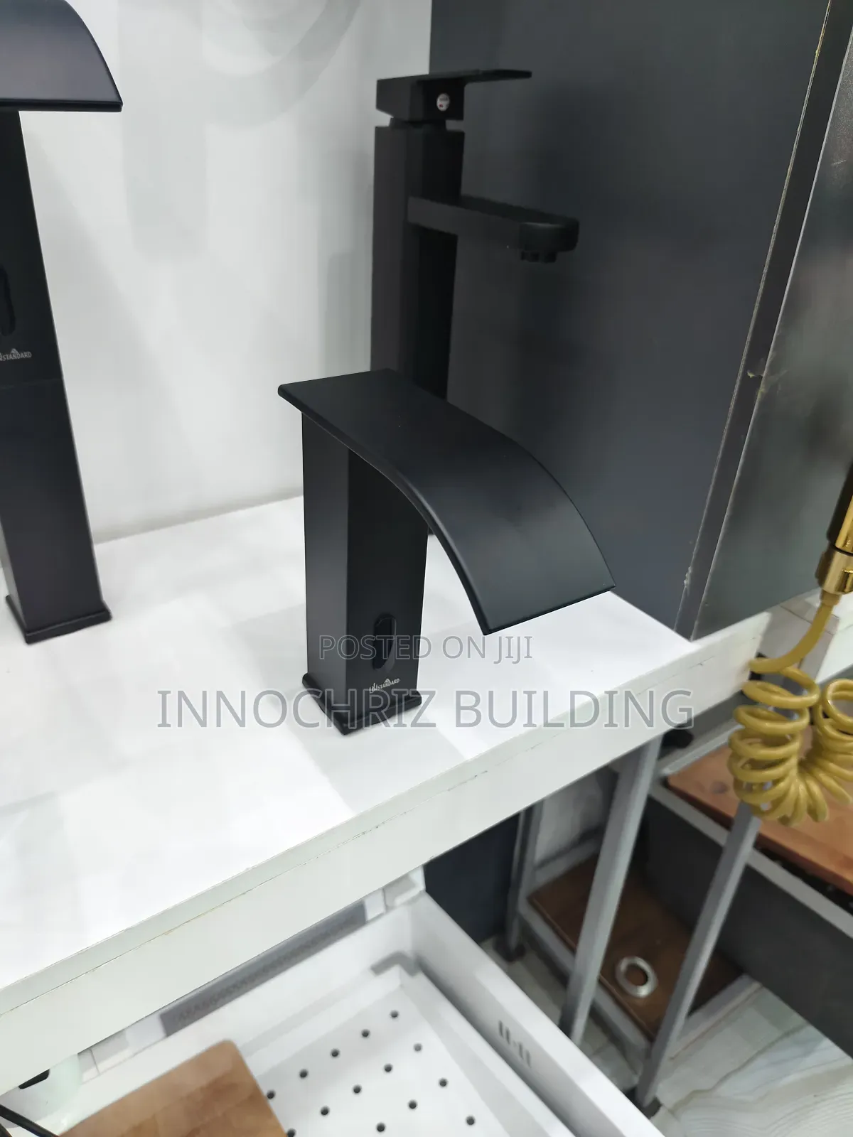 Black Waterfall Sensor Tap
