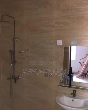 3bdrm Block of Flats in River Park, Lugbe District for sale