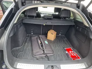 Land Rover Range Rover Velar P380 SE R-Dynamic 4x4 2018 Black