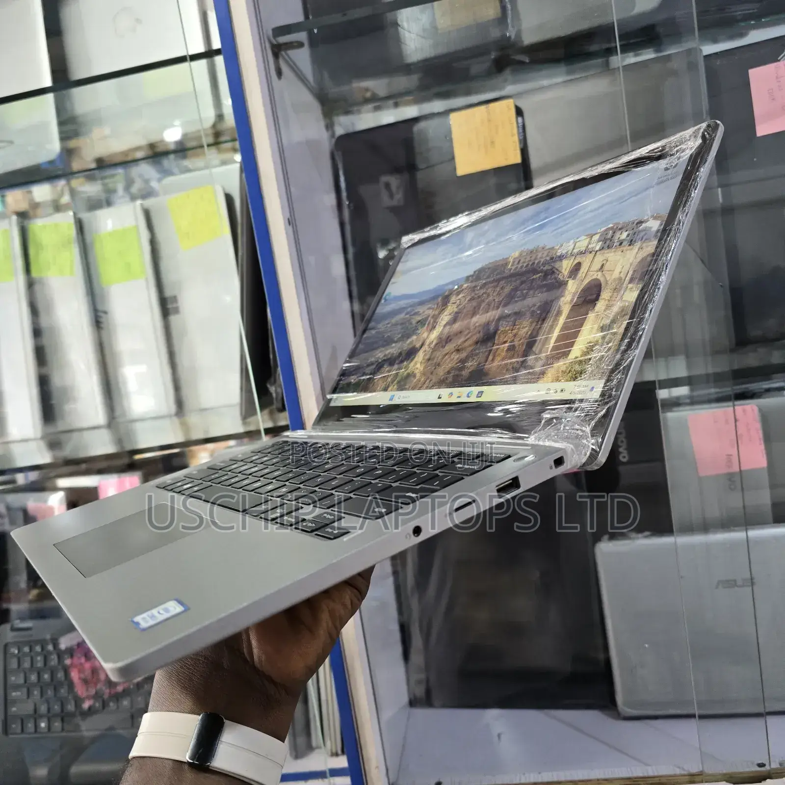 Laptop Dell Latitude 3310 8GB Intel Core I3 SSD 128GB