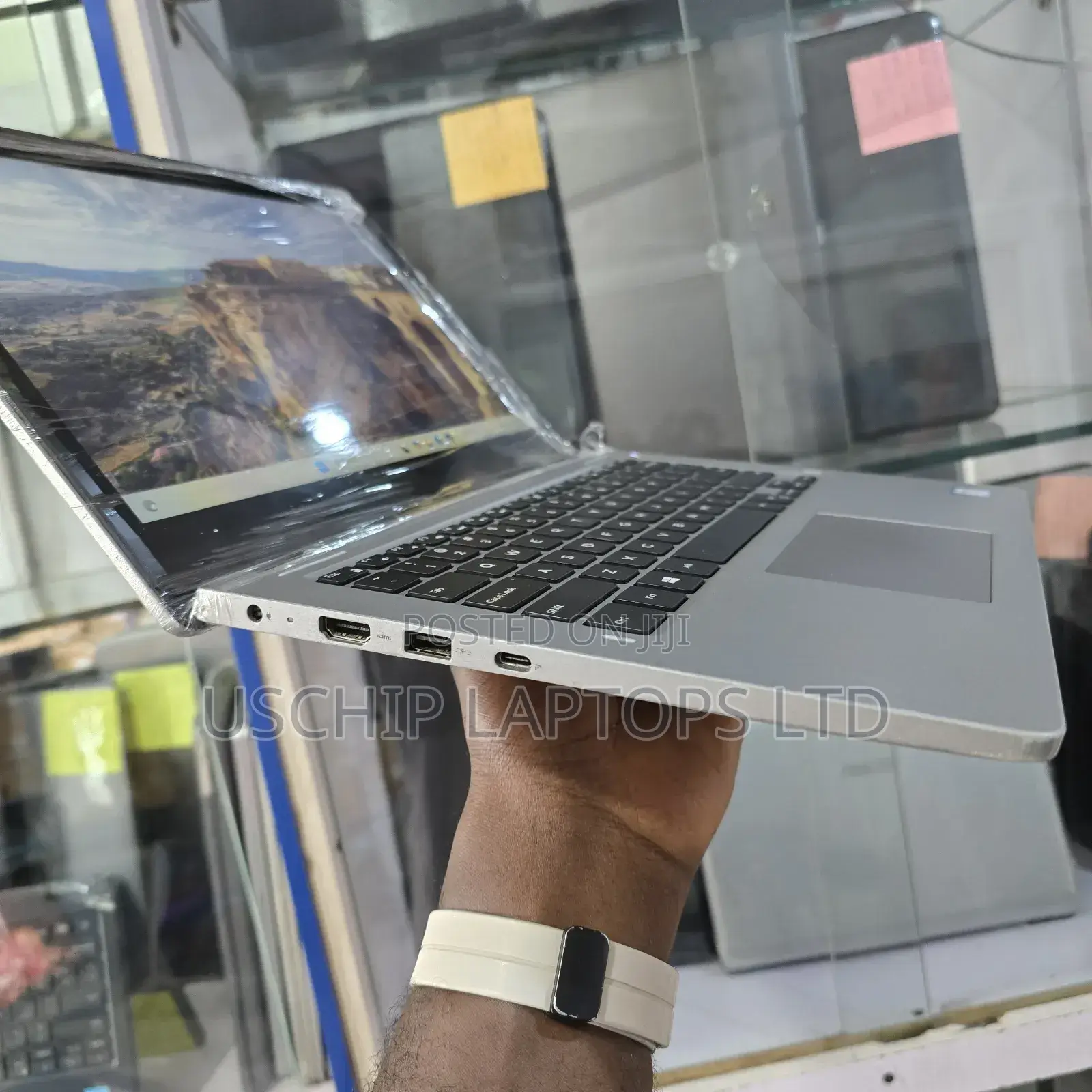 Laptop Dell Latitude 3310 8GB Intel Core I3 SSD 128GB