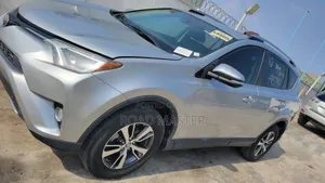 Toyota RAV4 2018 Silver
