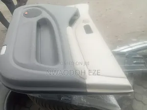 Photo - Toyota Doors Mat