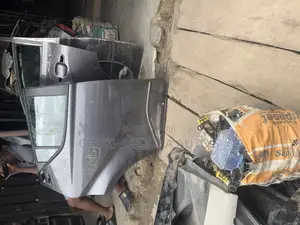 Back Door C-Hr 2020