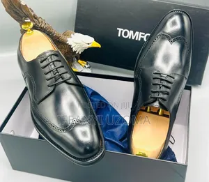 Classic Tomford Leather Black Shoe