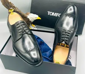 Classic Tomford Leather Black Shoe