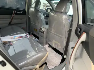 Toyota Highlander 2012 White