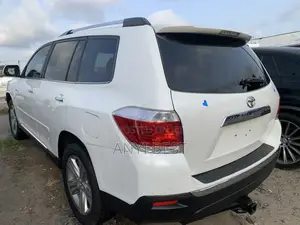 Toyota Highlander 2012 White