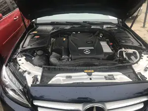 Mercedes-Benz C300 2015 Blue