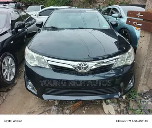 Toyota Camry 2014 Green