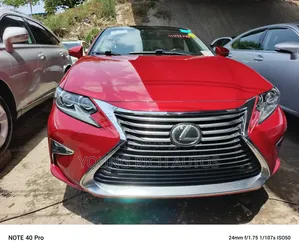 Lexus ES 2016 Red
