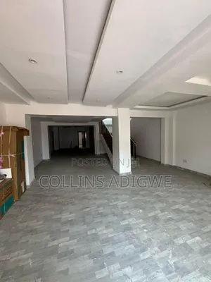 Detached House for Commercial Use Lekki