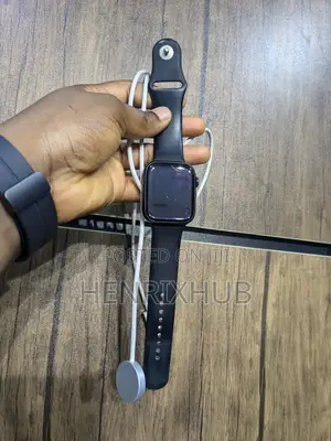 Photo - Iwatch 9 45mm GPS + Lte