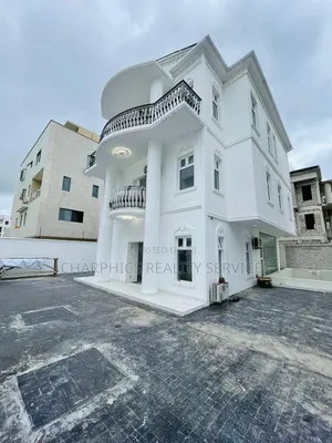 4bdrm Duplex in Banana Island for sale