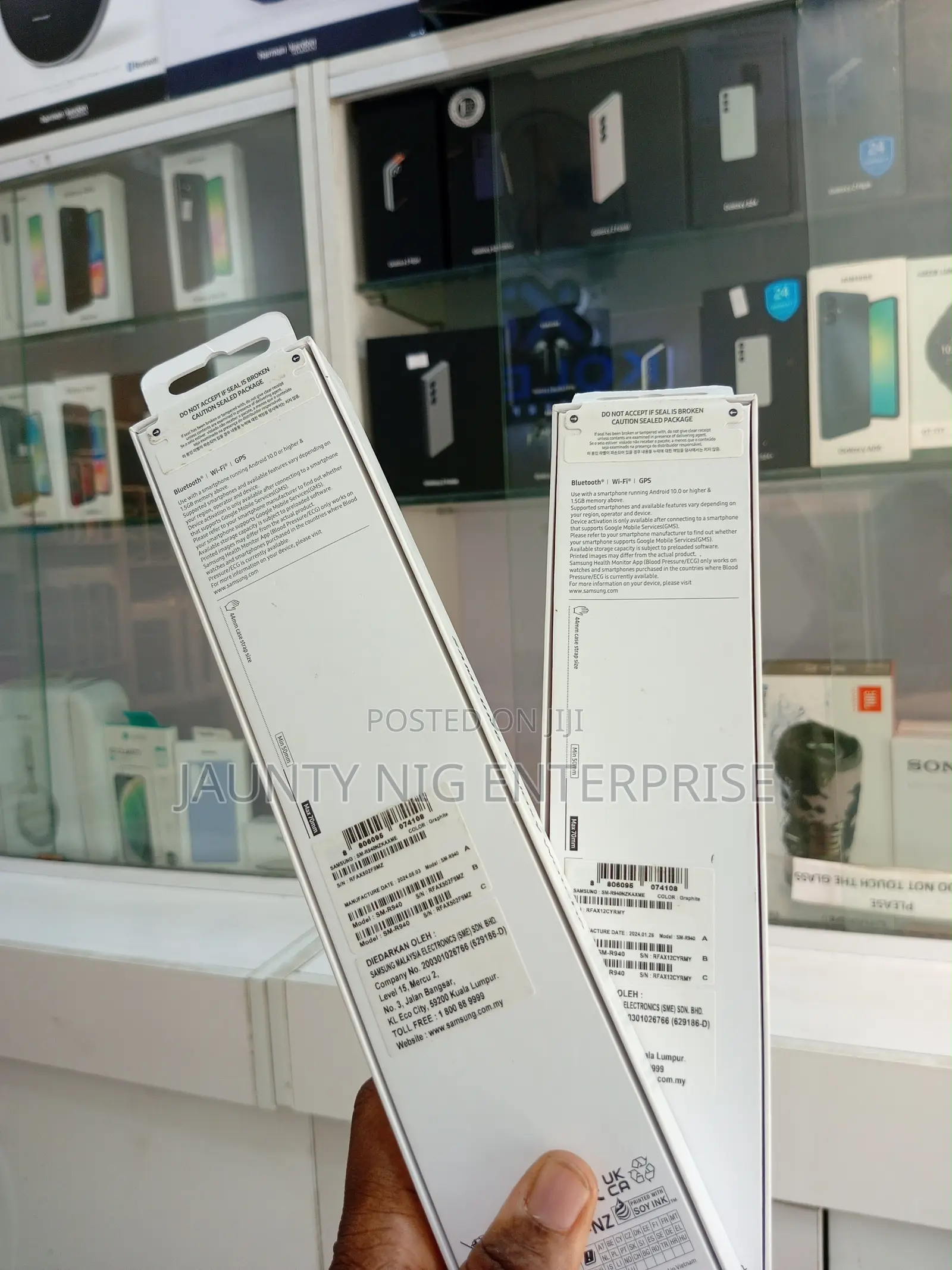 Samsung Galaxy Watch 6 44mm Bluetooth Smartwatch