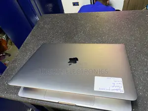 Laptop Apple MacBook Pro 2019 8GB Intel Core I5 SSD 256GB