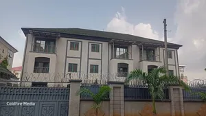 Functional 15room Hotel in Wuye