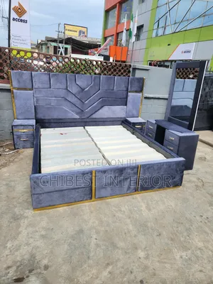 Grey Padded 6by7 Set of Grey Colour Bed.