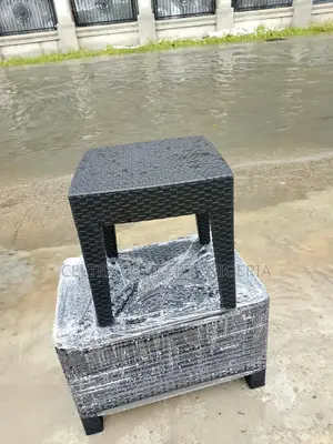 Plastic Restaurant Table