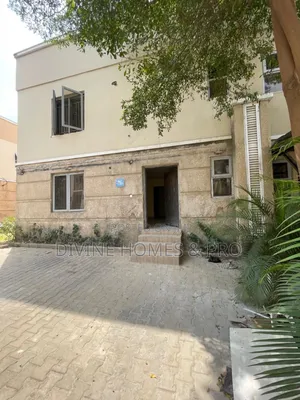 4bdrm Duplex in Life Camp for sale
