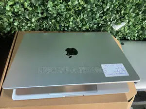 Laptop Apple MacBook Pro 2021 M1 16GB Apple M1 Pro SSD 1T