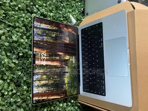 Laptop Apple MacBook Pro 2021 M1 16GB Apple M1 Pro SSD 1T