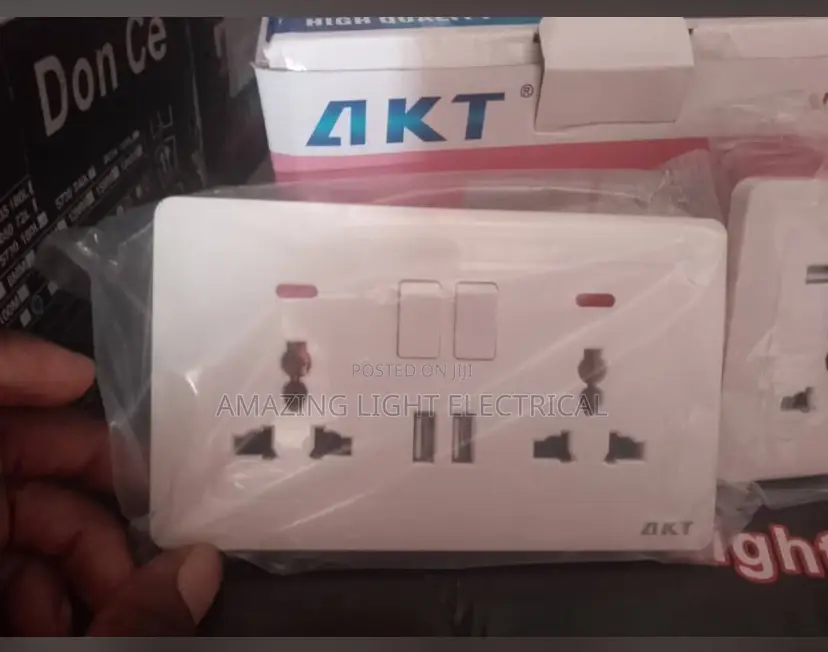 Akt Socket