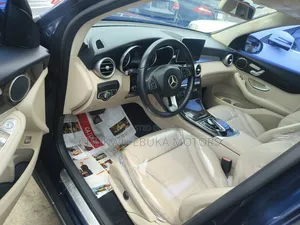 Mercedes-Benz GLC-Class 2017 Blue