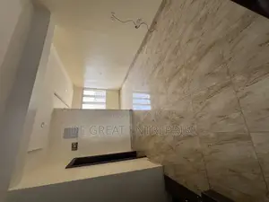 4bdrm Townhouse / Terrace in Private, Gaduwa for rent