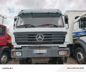 Mercedes Hayab 22 Tons 10 Tires