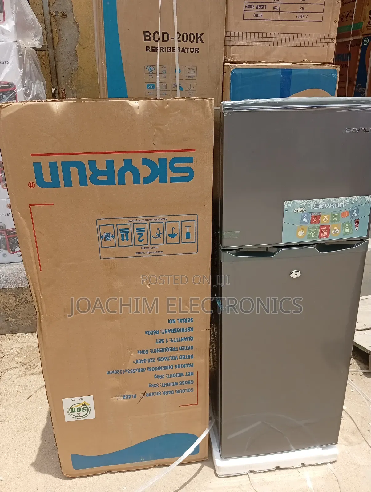 Skyrun Standing Fridge