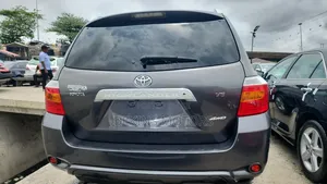 Toyota Highlander 2010 Gray