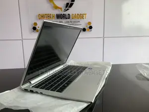 Laptop HP EliteBook 830 G9 16GB Intel Core I7 SSD 256GB