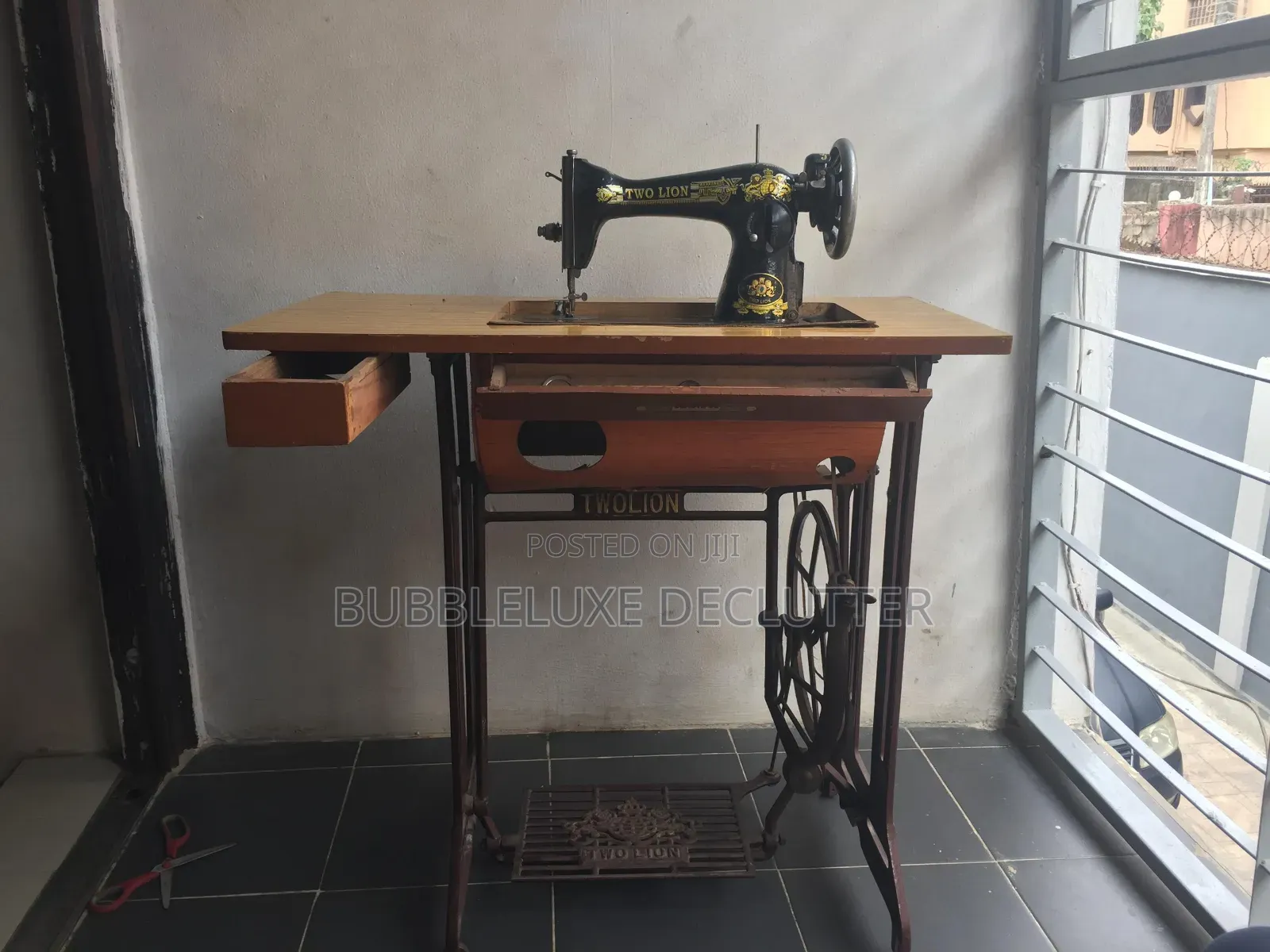 Two Lion Sewing Machine