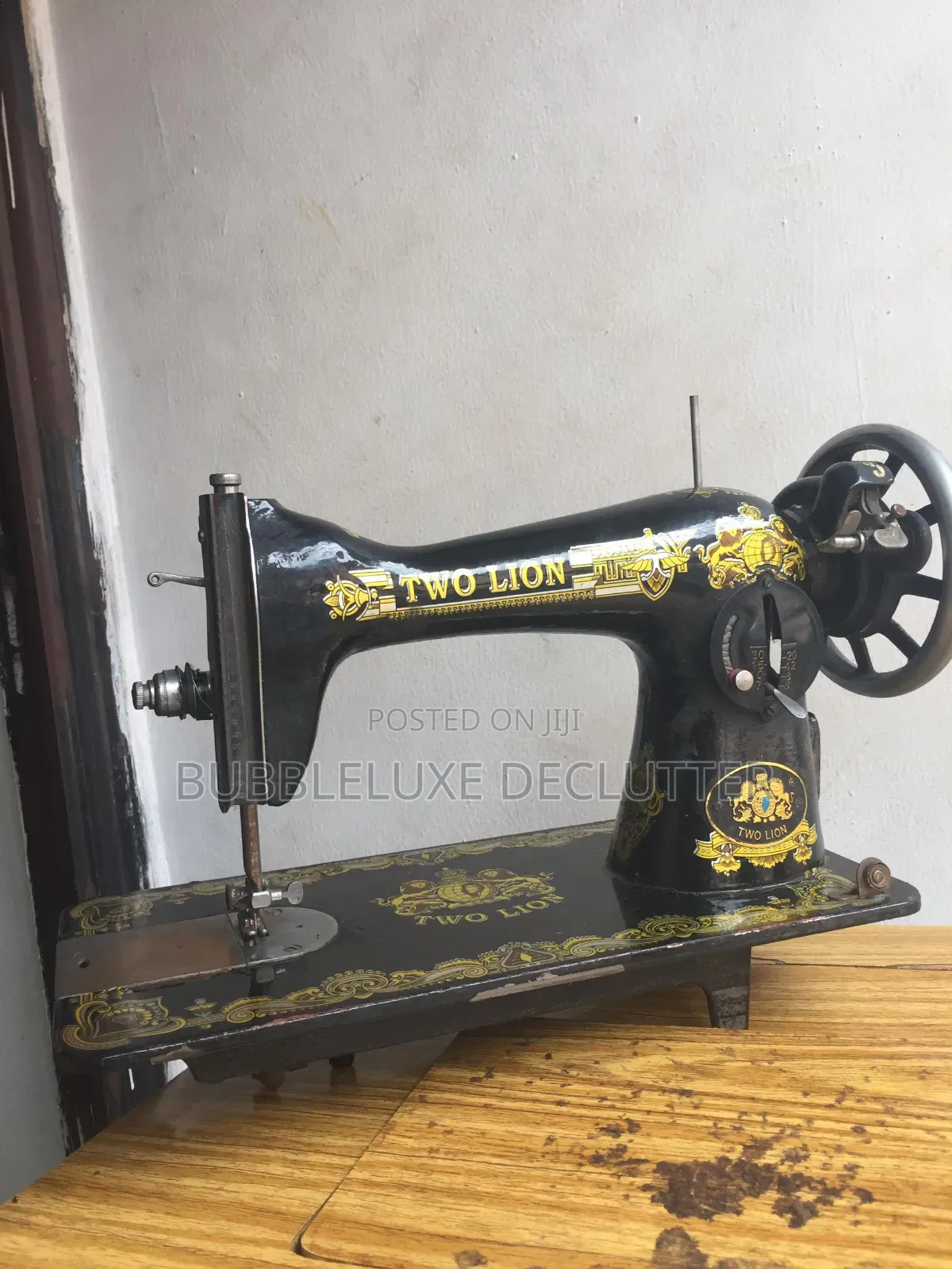 Two Lion Sewing Machine