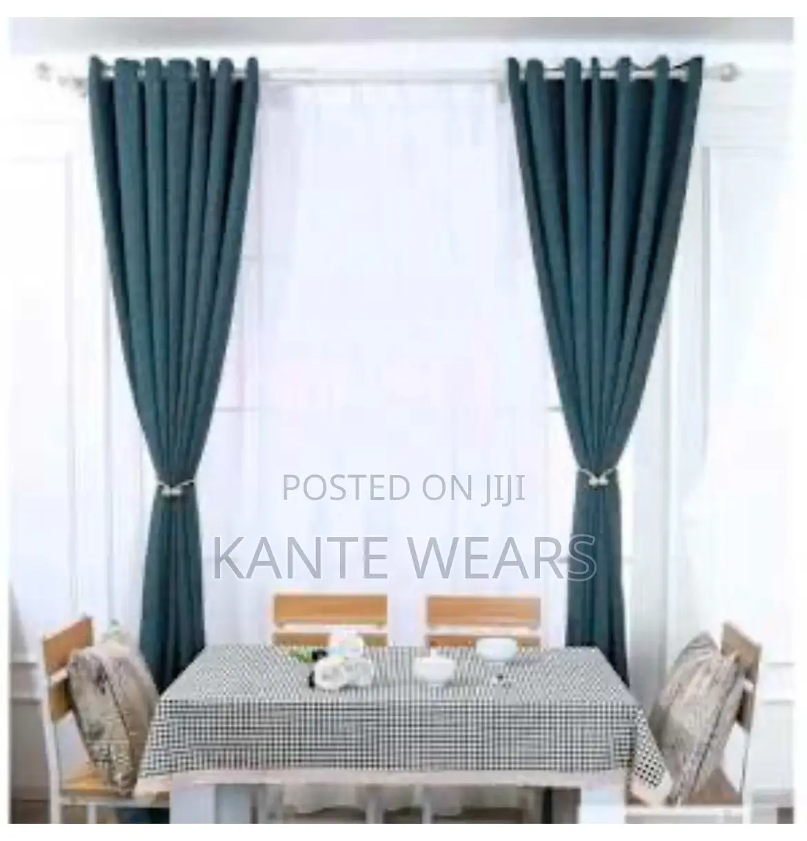 Curtain Holder