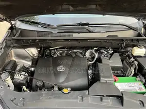 Toyota Highlander Limited Platinum 4x4 V6 (3.5L 6cyl 8A) 2017 Gray