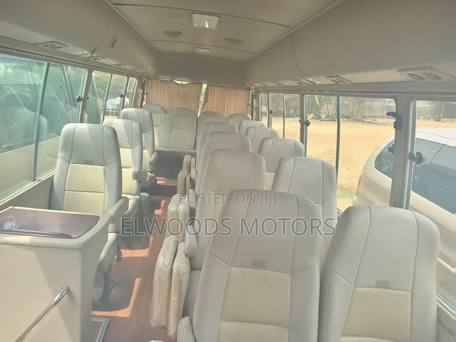 Toyota Coaster 2013 Gold