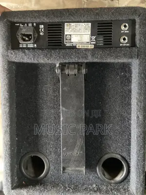 W Combo Guitar Amplifier